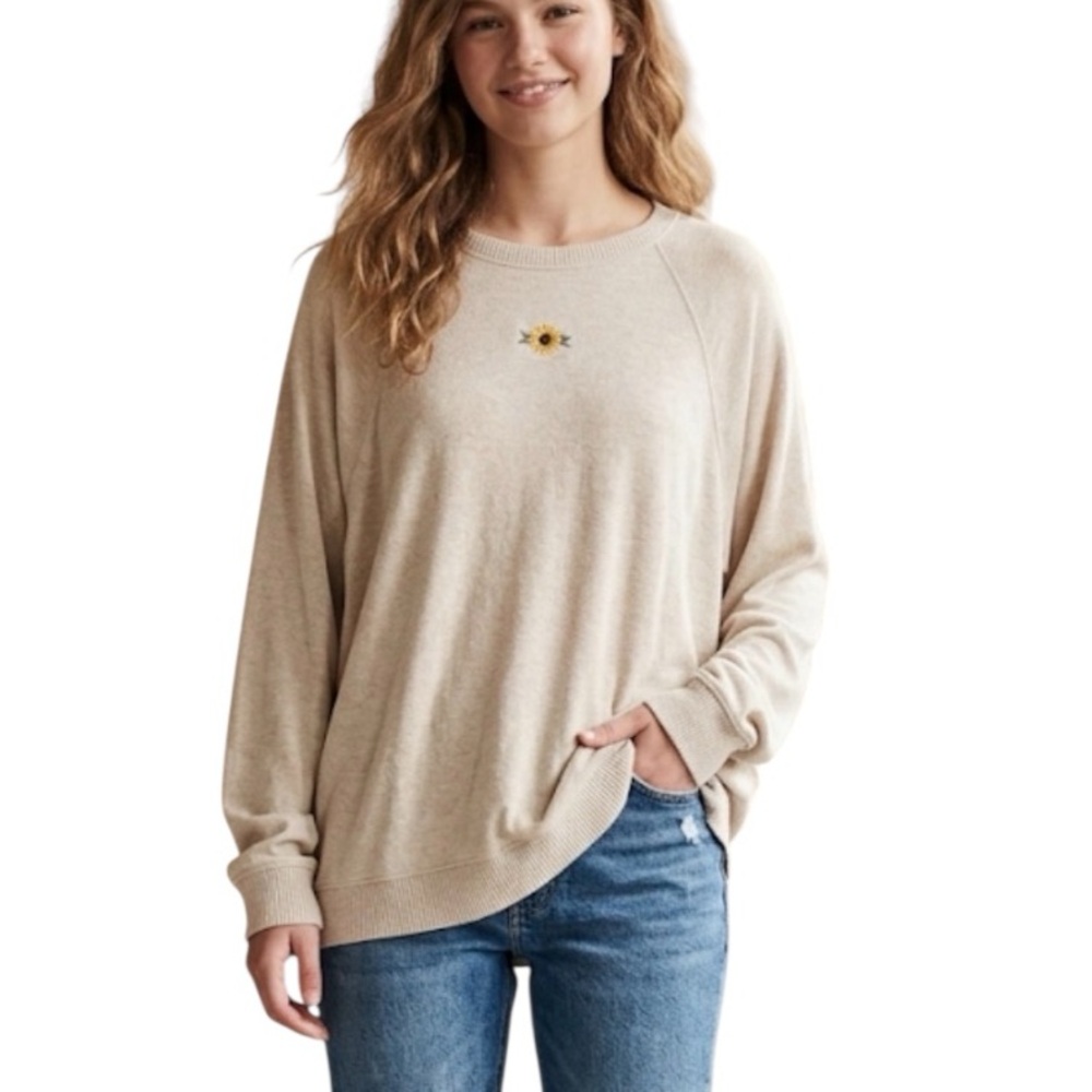 Gilly Hicks Sunflower Embroidered Oversized Cream Sweater Crewneck Sweatshirt L